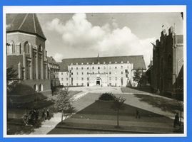 Lyck, Stadt, Kreis Lyck Lyck, Adolf-Hitler-Platz mit Rathaus II Лык, площадь Адольфа Гитлера с ратушей, II