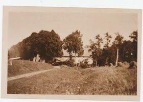 Obrotten, Kreis Samland Obrotten, Bauernhaus Klemm, Gartenseite vom Feldweg 