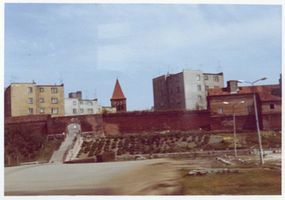 Mohrungen, Stadt, Kreis Mohrungen Mohrungen (?), Stadtansicht mit Stadtmauer Моронген (?), вид города с городской стеной