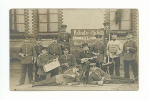 Braunsberg Kr. Braunsberg, Kreis Braunsberg Braunsberg, Rekruten vor der Kaserne Браунсберг, новобранцы перед казармой