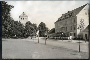Lötzen, Stadt, Kreis Lötzen Lötzen, Marktplatz mit Kirche und Kaiserhof 