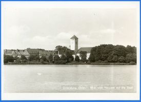 Ortelsburg, Stadt, Kreis Ortelsburg Ortelsburg, Blick vom Haussee auf die Stadt mit Rathaus II Ortelsburg, Haussee