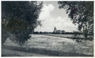 Kassuben, Kreis Ebenrode Kassuben, Blick auf den Ort mit Kirche Кассубен, вид на местечко с церковью