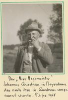 Quednau Kr. Elchniederung, Kreis Elchniederung Quednau Kr. Elchniederung fr. Meyruhnen, Hegemeister Johannes Quednau 