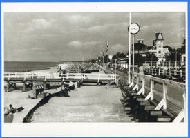 Cranz Kr. Samland, Ort, Kreis Samland Cranz Kr. Samland, Strandpromenade mit dem Hotel Monopol IV Cranz, Strandpromenade