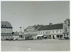 Angerapp, Stadt, Kreis Angerapp Angerapp, Markt mit Kriegerdenkmal IV 