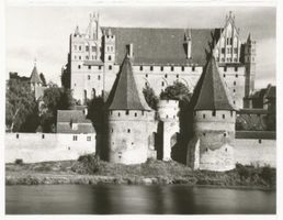 Marienburg, Westpr., Kreis Marienburg Marienburg, Hochmeisterpalast, Hochschloß und Brücktor II Мариенбург, дворец великих магистров, Верхний замок и Мостовые ворота, II