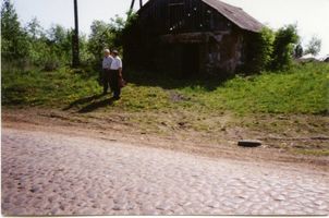 Güldengrund, Kreis Tilsit-Ragnit Güldengrund (Griwino), Alte Schmiede mit Walter und Hans Schlick Гюльденгрунд (Гривино), старая кузница с Вальтером и Гансом Шликами