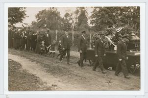 Heilsberg Kr. Heilsberg, Stadt, Kreis Heilsberg Heilsberg, Begräbnis des berühmten Segelfliegers Ferdinand Schulz II Rossitten Kr. Samland, Segelfliegerschule