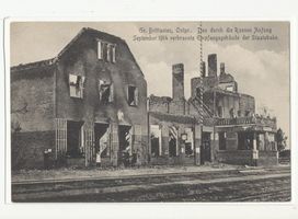 Groß Brittanien, Kreis Elchniederung Groß Brittanien, Das durch die Russen Anfang September 1914 verbrannte Empfangsgebäude der Staatsbahn Elchniederung, Erster und Zweiter Weltkrieg