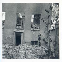 Königsberg (Pr.), Stadtkreis Königsberg Nachtigallensteig 13, Königsberg (Pr.), Kellereingang Hof Nachtigallensteig nach Bombenangriff Кёнигсберг (Пр.), вход в подвал со двора на Нахтигалленштайге после бомбардировки