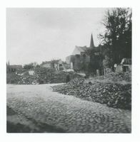 Tilsit, Stadt, Stadtkreis Tilsit Fabrikstraße Tilsit, Fabrikstr. Ecke Stiftstr. nach einem Bombenangriff im Juli 1944 Тильзит, Фабрикштрассе, угол Штифтштрассе, после бомбардировки в июле 1944
