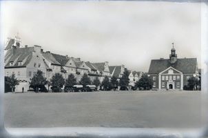 Neidenburg, Stadt, Kreis Neidenburg Neidenburg, Marktplatz mit Rathaus - 2 Найденбург, рыночная площадь с ратушей - 2