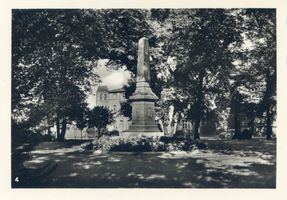 Marienwerder, Stadt, Kreis Marienwerder Marienwerder, Flottwellplatz, Kriegerdenkmal 