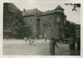 Königsberg (Pr.), Stadtkreis Königsberg Königsberg, Schloßplatz mit Blick auf das Schloß Königsberg, Stadtteil Altstadt (Umgebung des Schlosses)