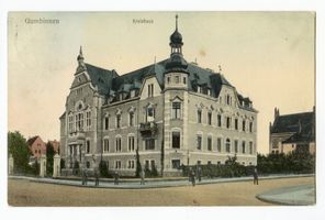 Gumbinnen, Stadt, Kreis Gumbinnen Hindenburgstraße (fr. Lindenstraße) Gumbinnen, Kreishaus III Гумбиннен, здание уездного управления, III