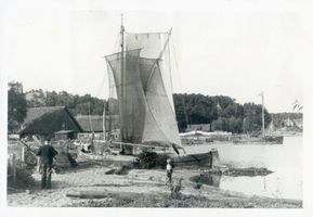Nidden, Kreis Memel Nidden, Fischerhafen II Nidden, Kurenkähne im Hafen und am Haffstrand