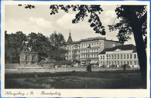 Königsberg (Pr.), Stadtkreis Königsberg Paradeplatz Königsberg (Pr.), Paradeplatz mit Denkmal Friedrich Wilhelm III Königsberg, Paradeplatz und Königsgarten