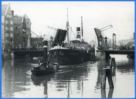 Königsberg (Pr.), Stadtkreis Königsberg Königsberg (Pr.), Grüne Brücke, geöffnet Königsberg, Pregel