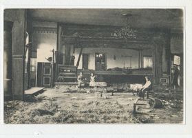 Schloßberg, Kreisstadt, Kreis Schloßberg Pillkallen, Kreisstadt, Saal des Hotel Albert Strunskus nach dem Russeneinfall Пиллькаллен, уездный город, зал отеля Альберта Штрунскуса после нашествия русских