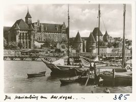 Marienburg, Westpr., Kreis Marienburg Marienburg i. Westpr., Die Marienburg und Holzbrücke über die Nogat III Мариенбург в Западной Пруссии, замок Мариенбург и деревянный мост через Ногат, III