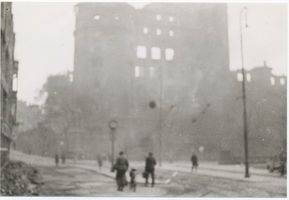 Königsberg (Pr.), Stadtkreis Königsberg Kaiser-Wilhelm-Platz Königsberg, Schloß nach der Zerstörung, Blick vom Kaiser-Wilhelm-Platz Königsberg, Zweiter Weltkrieg und das Ende
