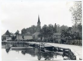 Nikolaiken Kr. Sensburg, Kreis Sensburg Nikolaiken Kr. Sensburg, Teilansicht mit Kirche und See III Николаикен, р-н Зенсбург, частичный вид с церковью и озером, III