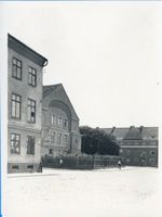 Königsberg (Pr.), Stadtkreis Königsberg Artilleriestraße Königsberg (Pr.), Artilleriestraße, Ecke ?? Кёнигсберг (Пр.), Артиллериштрассе, угол ??