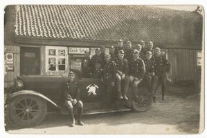  Ostpreußen wo ?, Feuerwehr vor Geschäftshaus Feuerwehr