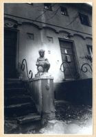 Königsberg (Pr.), Stadtkreis Königsberg Königsberg (Pr.), Figur am Hauseingang  Nachkomme  