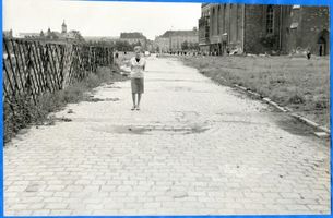 Elbing, Stadt, Stadtkreis Elbing Elbing, An der Nikolaikirche ?? nach 1945 Эльбинг, у церкви св. Николая ?? после 1945