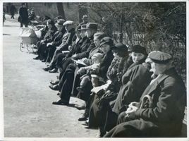 Königsberg (Pr.), Stadtkreis Königsberg Paradeplatz Königsberg, Paradeplatz, Sonnenbad vor der Universität Königsberg, Paradeplatz und Königsgarten
