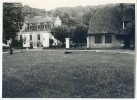 Cadinen, Kreis Elbing Cadinen, Schloß mit Portal 