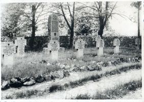 Drigelsdorf, Ort, Kreis Johannisburg Drigelsdorf, Heldenfriedhof 