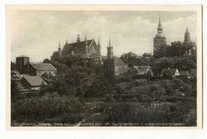 Frauenburg, Kreis Braunsberg Frauenburg, Dom mit Glockenturm und Kopernikus-Denkmal Frauenburg, Kopernikus-Denkmal