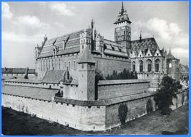 Marienburg, Westpr., Kreis Marienburg Marienburg, Hochschloß und Schloßkirche von  Südosten IX Мариенбург, Высокий замок и замковая церковь с юго-востока, IX