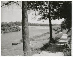 Haselberg (Ostpr.), Kreis Schloßberg Haselberg, Parkweg zum Badeplatz 