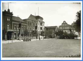 Rastenburg, Stadt, Kreis Rastenburg Adolf-Hitler-Platz Rastenburg, Wilhelmplatz IX Rastenburg, Rathaus und Wilhelmplatz