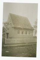 Metgethen, Ort und Bahnstation, Stadtkreis Königsberg Birkenweg 32 Metgethen, Birkenweg 32,  Haus Kreutzberger I Metgethen, Häuser früher und heute