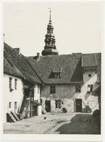 Tilsit, Stadt, Stadtkreis Tilsit  Tilsit, Alter Hof mit Blick auf die Deutsche Kirche III Tilsit, Alte Häuser, alte Hinterhöfe