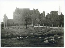 Marienburg, Westpr., Kreis Marienburg Marienburg i. Westpr., Die zerstörte Burg, Südseite II Ostpreußen, Zweiter Weltkrieg und das Ende