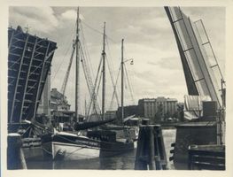 Königsberg (Pr.), Stadtkreis Königsberg Königsberg (Pr.), Geöffnete Pregelbrücke Königsberg, Pregel