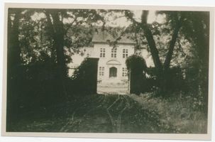 Metgethen, Gut und Ziegelei, Stadtkreis Königsberg Trankwitzer Weg Metgethen, Gut,Trankwitzer Weg, Hofeinfahrt Metgethen, Häuser früher und heute