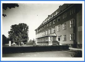 Preußisch Eylau, Kreis Preußisch Eylau Preußisch Eylau, Kreisjugendheim, Straßenfront 