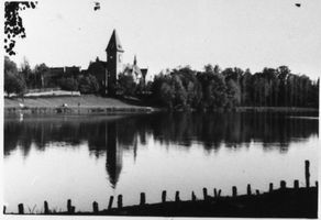 Tilsit, Stadt, Stadtkreis Tilsit Tilsit, Schlossmühlenteich mit Landratsamt II Тильзит, Замковый мельничный пруд с районным управлением, II