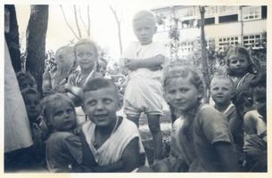 Lochstädt, Kreis Samland Lochstädt, Seeheilstätte für Kinder, Kindergruppe IV Лохштедт, морская лечебница для детей, группа детей, IV