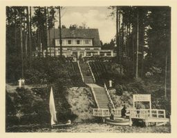 Niedersee, Kreis Sensburg Rudczanny, Kurhaus mit Dampferanlegestelle IV Masuren, Niedersee