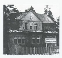 Metgethen, Ort und Bahnstation, Stadtkreis Königsberg Adolf-Hitler-Weg 31 Metgethen, Adolf-Hitler-Weg, Städt. Oberschule für Jungen, I Метгетен, Адольф-Гитлер-Вег, городская высшая школа для мальчиков, I