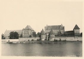 Marienburg, Westpr., Kreis Marienburg Marienburg i. Westpr., Die Marienburg von der Nogatseite XXIV Marienburg, Schloß