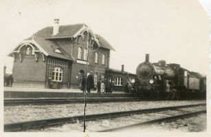 Sonnenborn, Ort mit Bahnstation, Kreis Mohrungen Sonnenborn, Ort mit Bahnstation, Bahnhof 